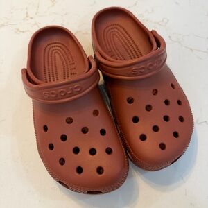 CROCS classic style - Reddish brown